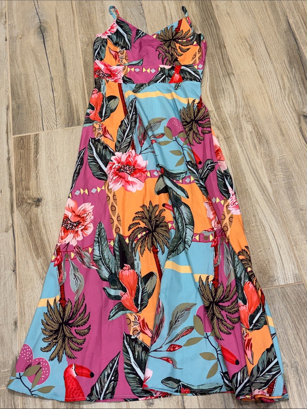 Chicme Tropical Floral Maxi Dress in Multi-Color Size M